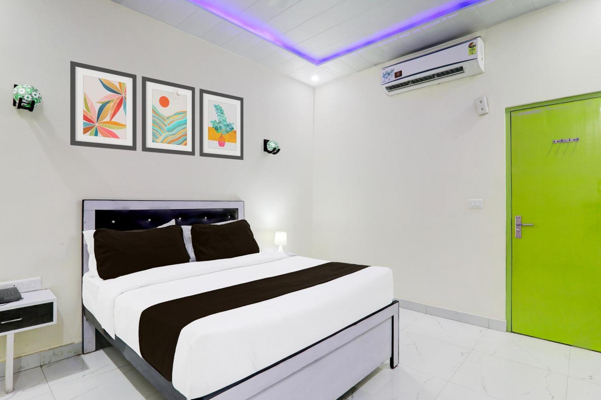 Super Hotel O Banthara Near Airport Banthra Sikandarpur Extérieur photo